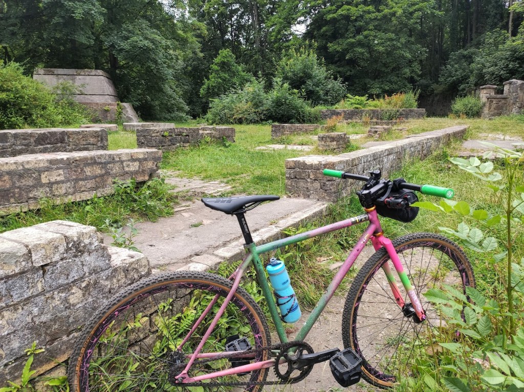 Should I Use Flat Bars for&nbsp;Tracklocross?