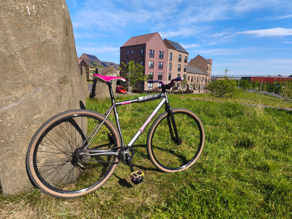 Tracklocross as Resistance to Platform&nbsp;Capitalism